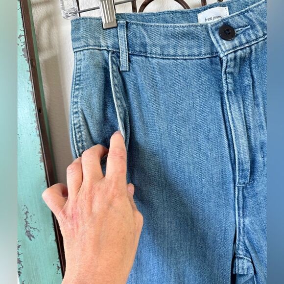 Wilfred Free “Free Jeans” 100% Organic Cotton Straight Leg – Size 2 - Picture 3 of 8